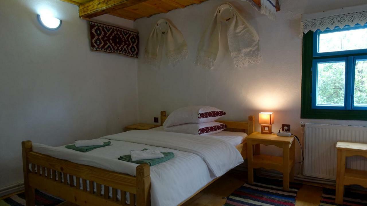 Breb 418, Casa Opris旅馆 外观 照片